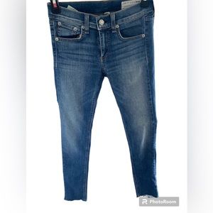 Rag & Bone Size 25 Skinny blue Jeans Womens Faded Wash Frayed Denim W1526K122CLD